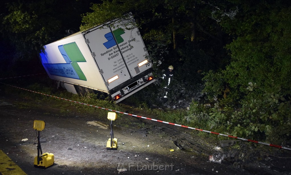 Schwerer VU A 3 Rich Oberhausen Hoehe AK Leverkusen P023.JPG - Miklos Laubert